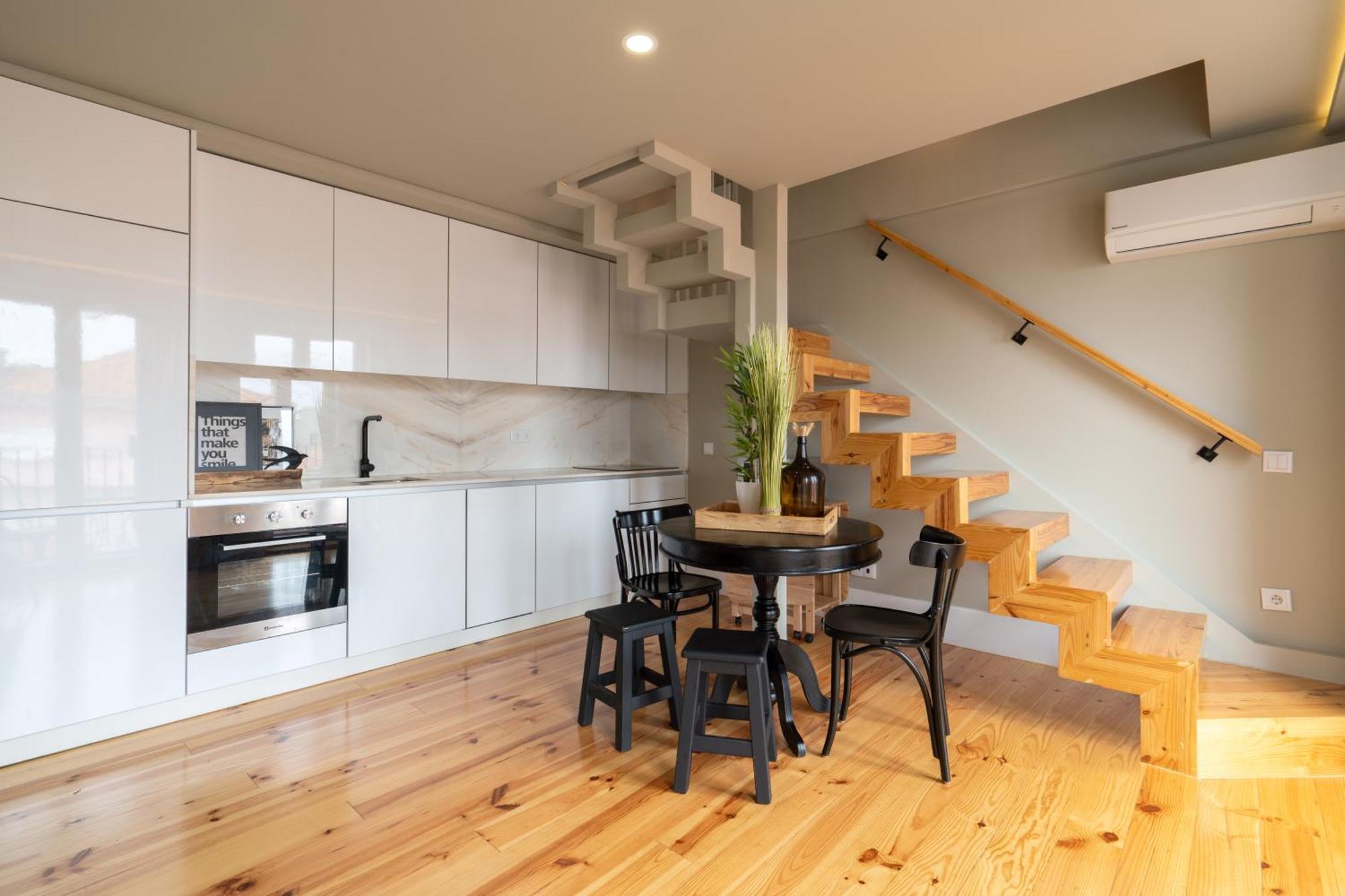 Host Wise - Modern Design Duplex W Balcony Appartamento