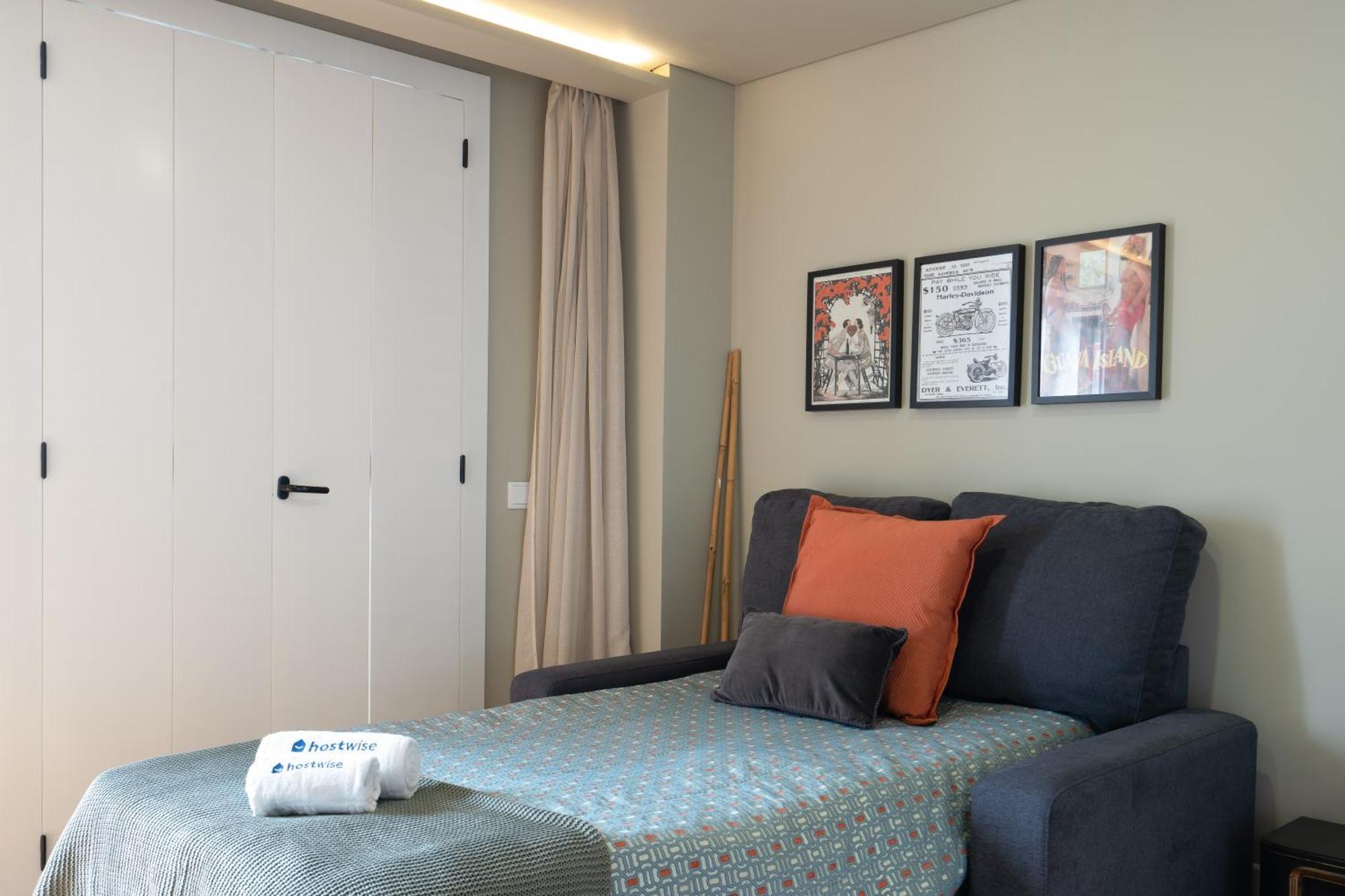 Appartamento Host Wise - Modern Design Duplex W Balcony Oporto